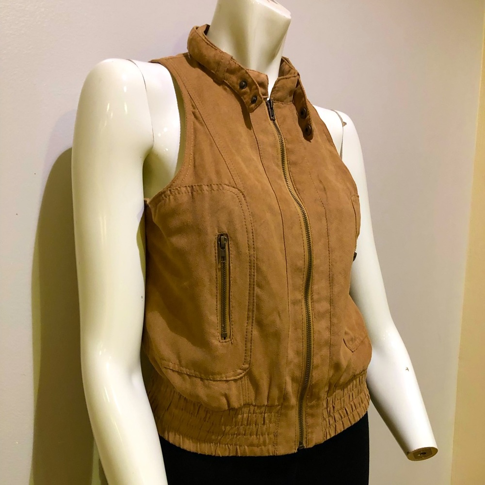 Almost Famous Vest - Picture 2 of 3